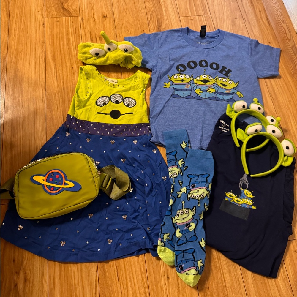 Toy Story Alien Themed Clothing Set